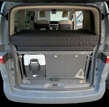 Laden Sie das Bild in den Galerie-Viewer, Küchenmodul kompakt 2er - Heckküche - VW Multivan T5 / T6 / T6.1 | Korpus Anthrazit
